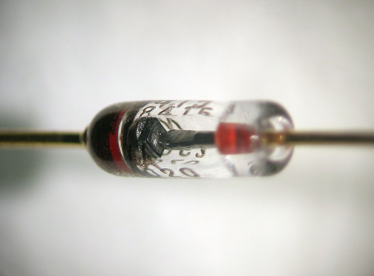 FSICA DE SEMICONDUCTORES 4LS